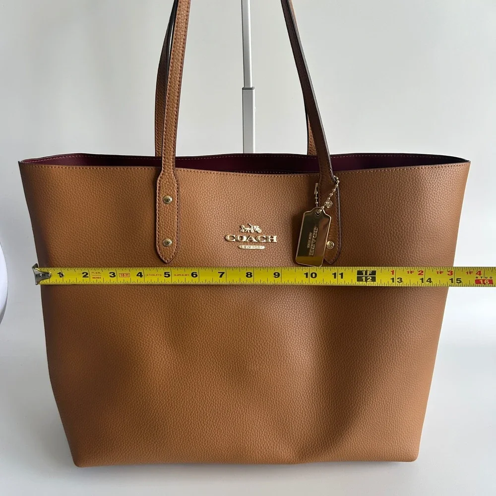Coach Town Tote Light Saddle Pebbled Leather Shoulder Bag Good